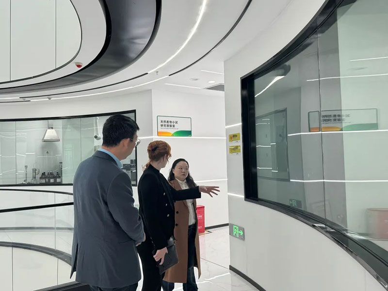 巴西國家植物保護(hù)產(chǎn)品協(xié)會(huì)專家訪問新朝陽，共探生物農(nóng)業(yè)合作新機(jī)遇